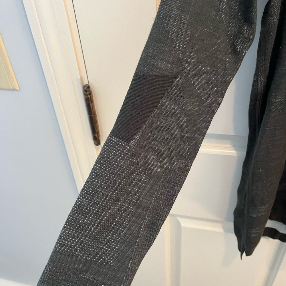 Smartwool Women's Charcoal Gray Long-Sleeve Crew Neck - Picture 5 of 5